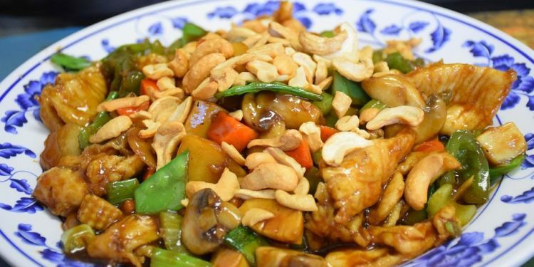 Hutong brings right, fancy Chinese food again to NYC
