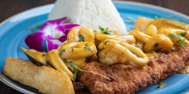 Oceanic, a Pompano Beach seafood and steak house, losing anchor beside upgraded fishing pier