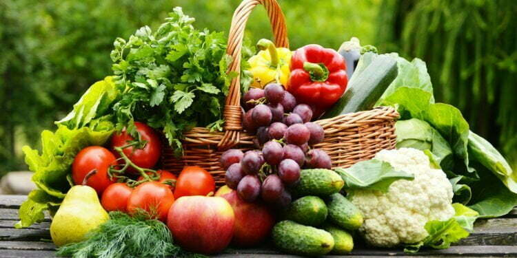 Why is one in each six Bangladeshis undernourished in spite of a staple food regimen of fish?