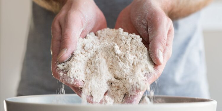 COMMON QUESTIONS ABOUT ORGANIC FLOUR ANSWERED