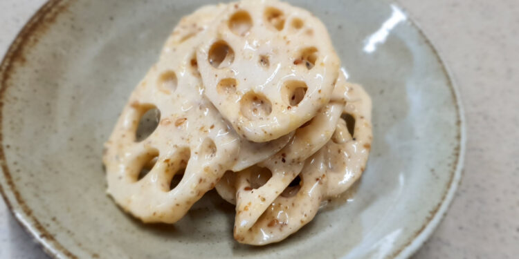 Healthy Diet: 2 Scrumptious Lotus Root Salad Recipes For A Filling Meal