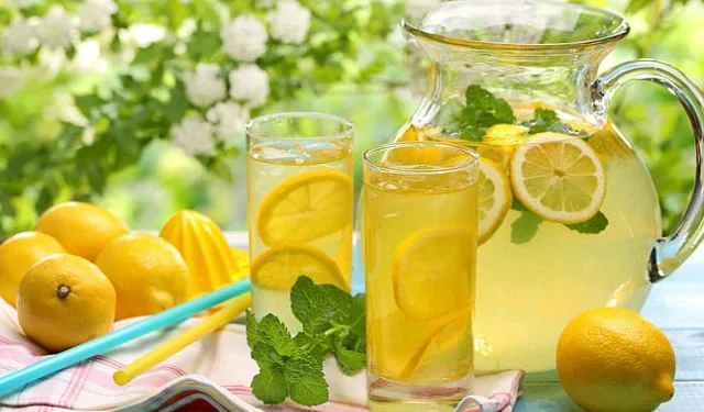 That cup of clean fruit juice could contain as a good deal sugar as a tender drink